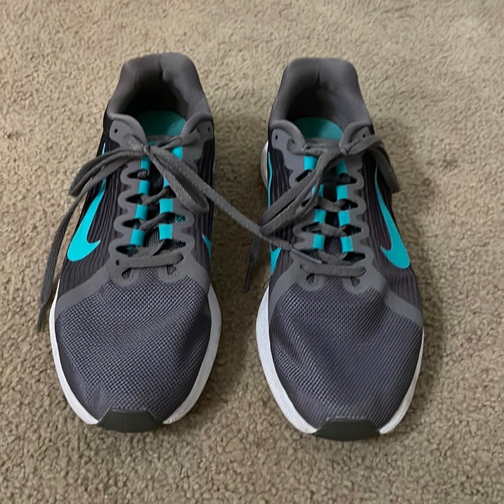Nike Downshifter 8 sneakers.